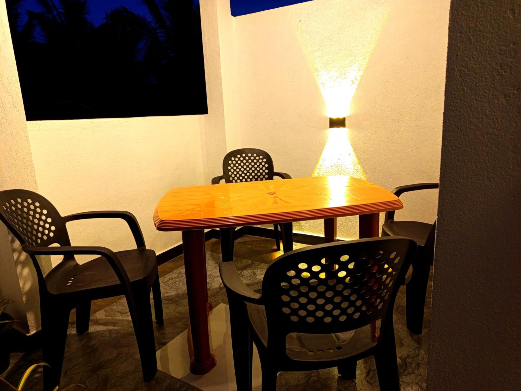 Ferienwohnung Olu Bunk Dikwella Exterior foto